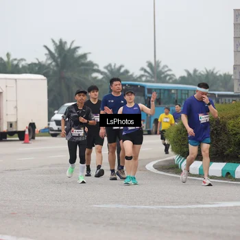 Runner Photo 7359973