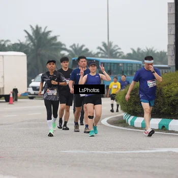 Runner Photo 7359982