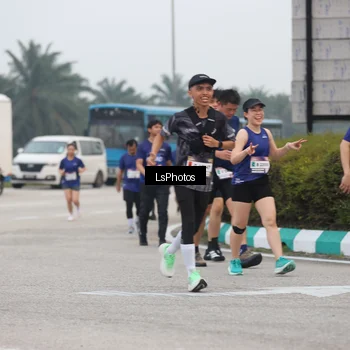 Runner Photo 7359989