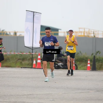 Runner Photo 7360002