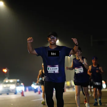 Runner Photo 7360040