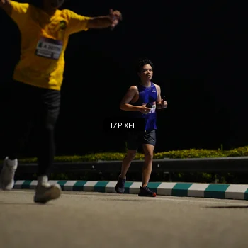 Runner Photo 7360060