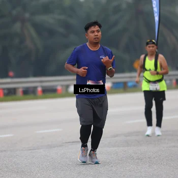 Runner Photo 7360064