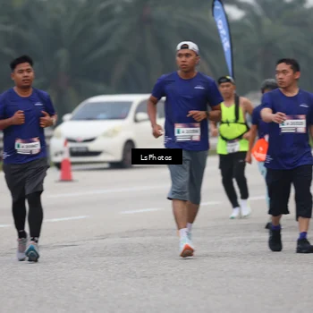 Runner Photo 7360073