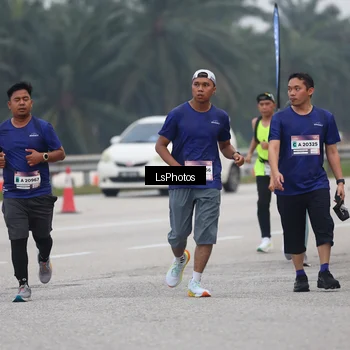 Runner Photo 7360101