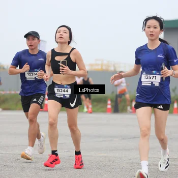Runner Photo 7360102