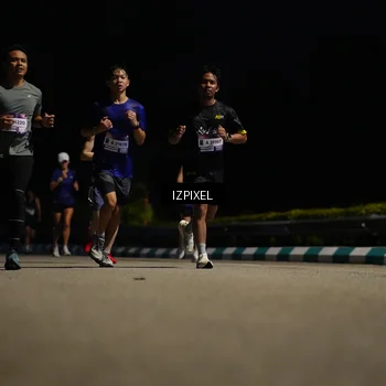 Runner Photo 7360103