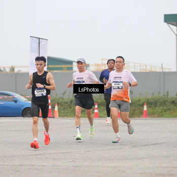 Runner Photo 7360111