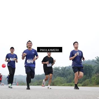 Runner Photo 7360112
