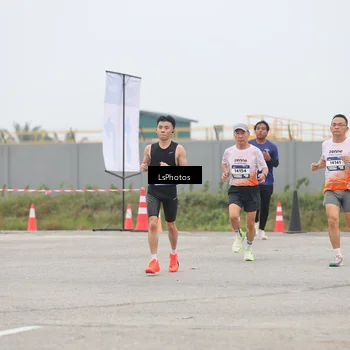 Runner Photo 7360125