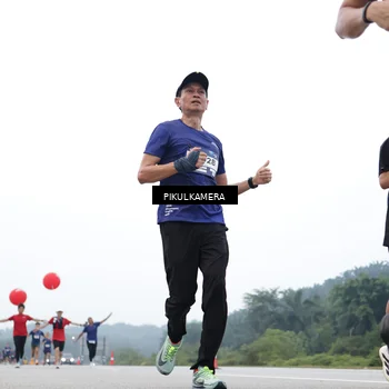 Runner Photo 7360159