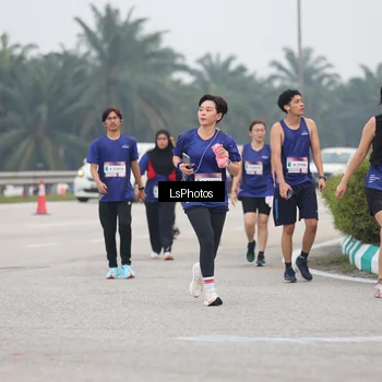 Runner Photo 7360170