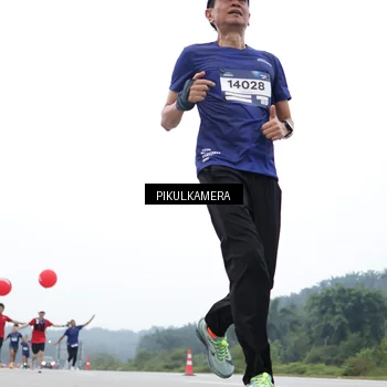 Runner Photo 7360188