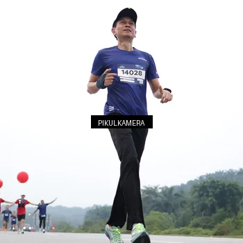 Runner Photo 7360199