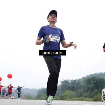 Runner Photo 7360204