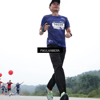 Runner Photo 7360242