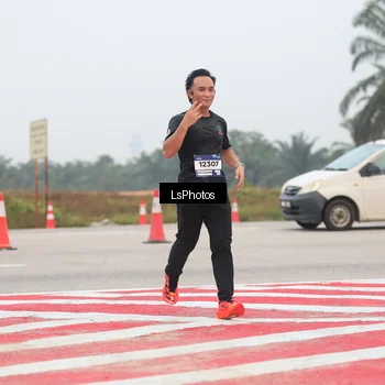 Runner Photo 7360246