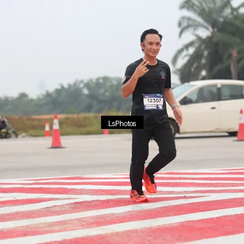 Runner Photo 7360251