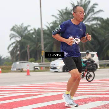 Runner Photo 7360304