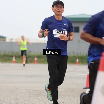 Runner Photo 7360364