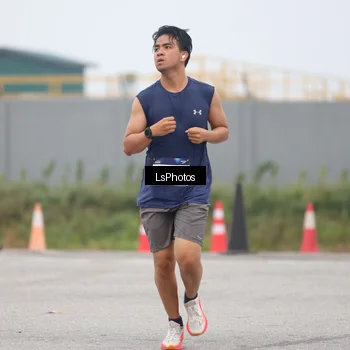 Runner Photo 7360390