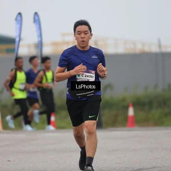 Runner Photo 7360443