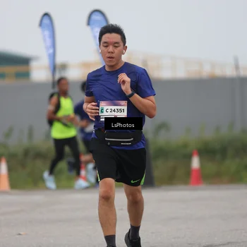 Runner Photo 7360448