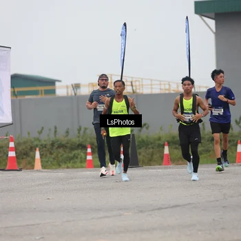Runner Photo 7360449