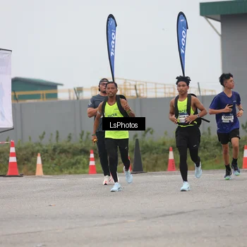 Runner Photo 7360451