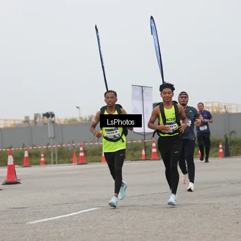 Runner Photo 7360458
