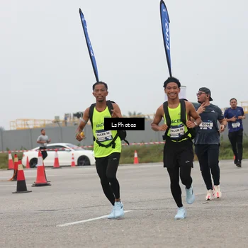 Runner Photo 7360460