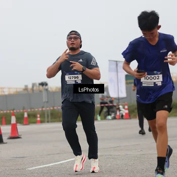 Runner Photo 7360467