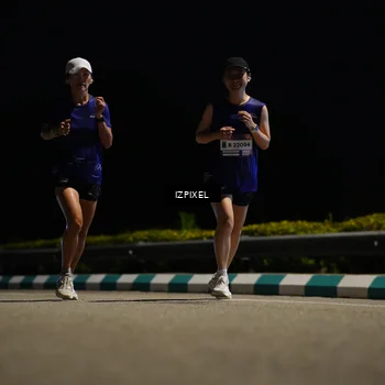 Runner Photo 7360473