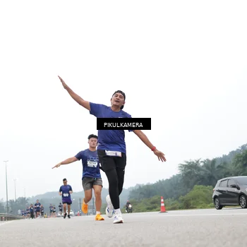 Runner Photo 7360532