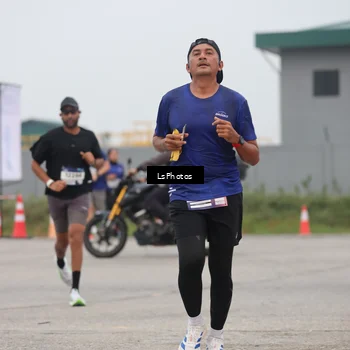 Runner Photo 7360553