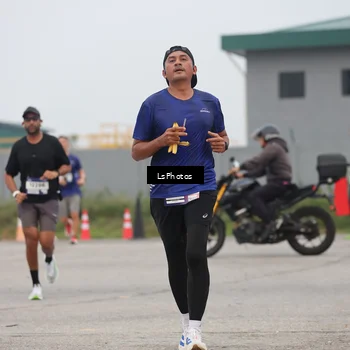 Runner Photo 7360554
