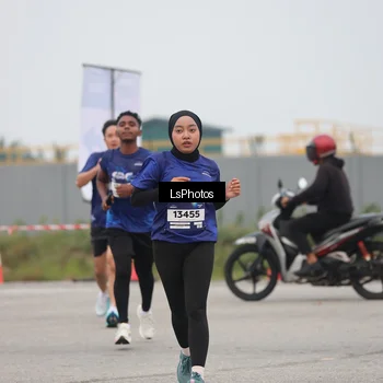 Runner Photo 7360565