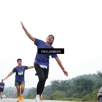Runner Photo 7360566