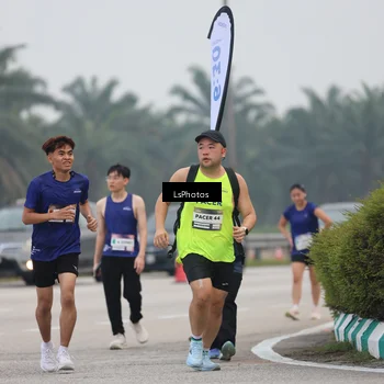 Runner Photo 7360642