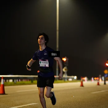 Runner Photo 7360649