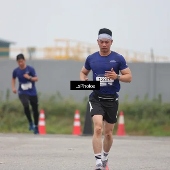 Runner Photo 7360654