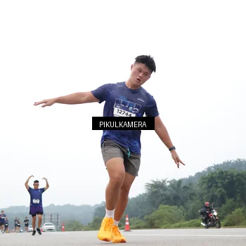 Runner Photo 7360693