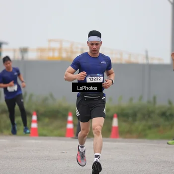 Runner Photo 7360702