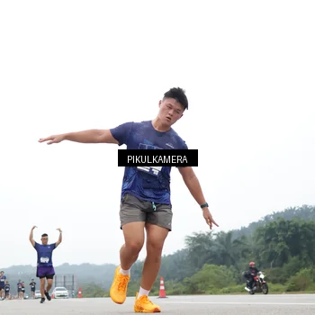 Runner Photo 7360761
