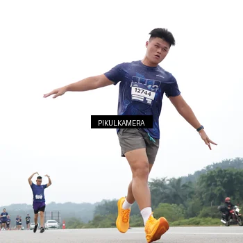 Runner Photo 7360775