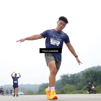 Runner Photo 7360787