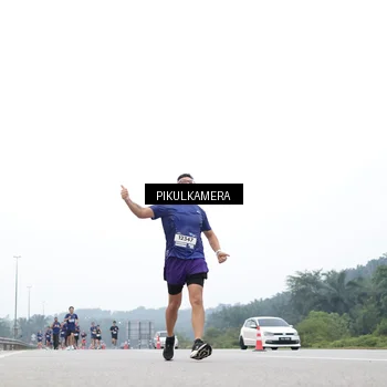 Runner Photo 7360874