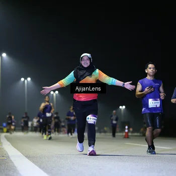 Runner Photo 7360887