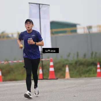 Runner Photo 7360912