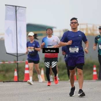 Runner Photo 7360934